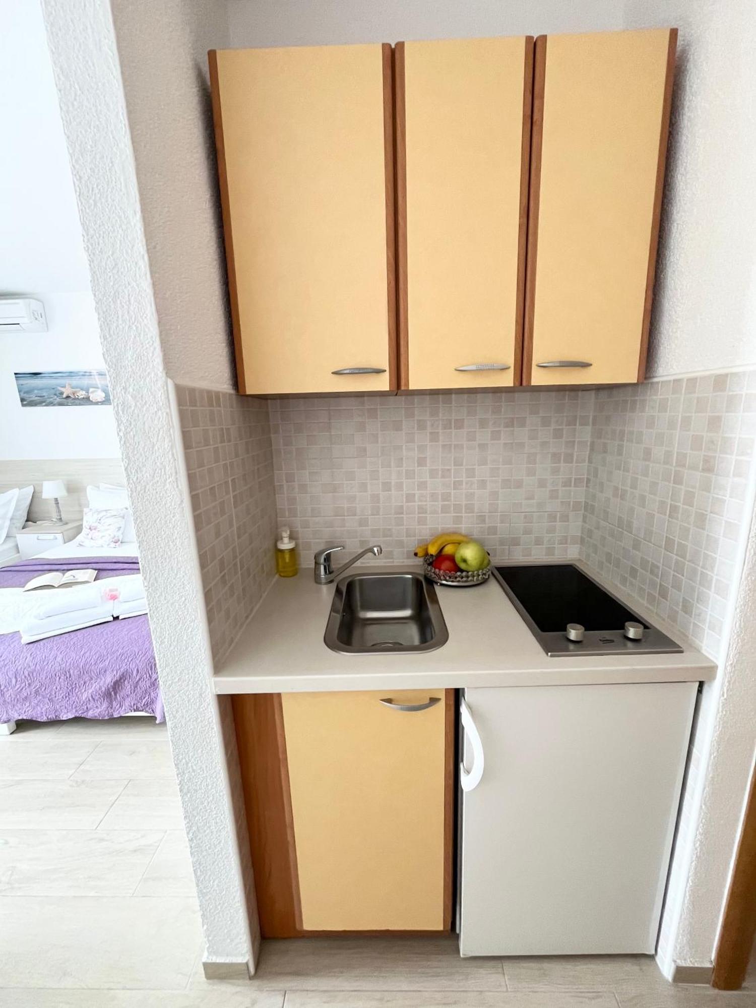 Apartments Irma Baska Voda Exterior photo